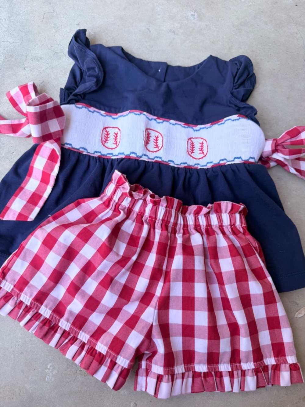 Toddler Smocked Baseball and Bows Ruffle Shirt and Gingham Ruffle Shorts - Picture 5 of 7